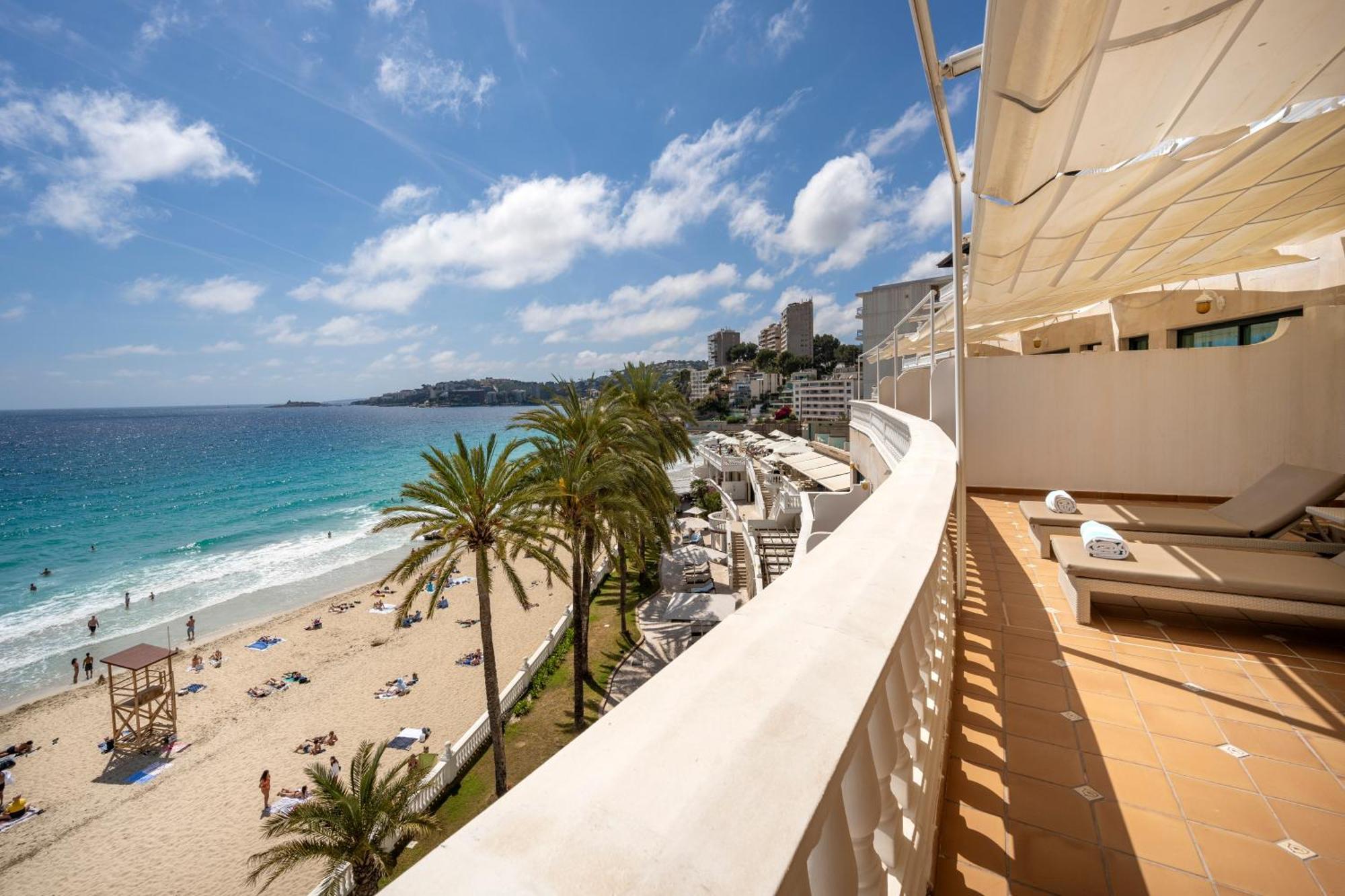 ホテル ニクセ パレス パルマ・デ・マリョルカ エクステリア 写真 View from the hotel