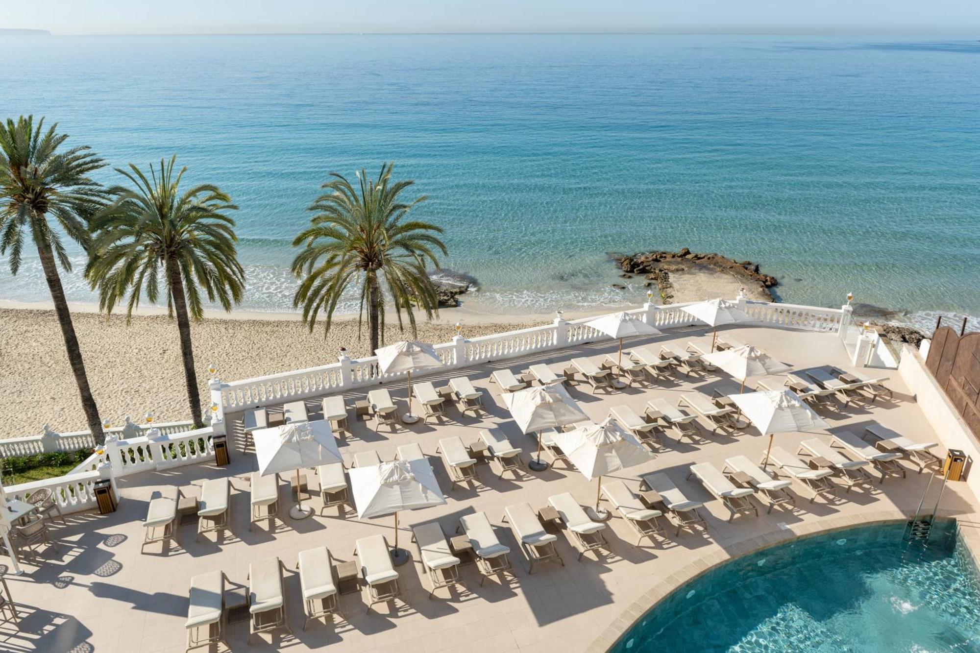ホテル ニクセ パレス パルマ・デ・マリョルカ エクステリア 写真 Beach at Hotel Eden Roc Capiminar